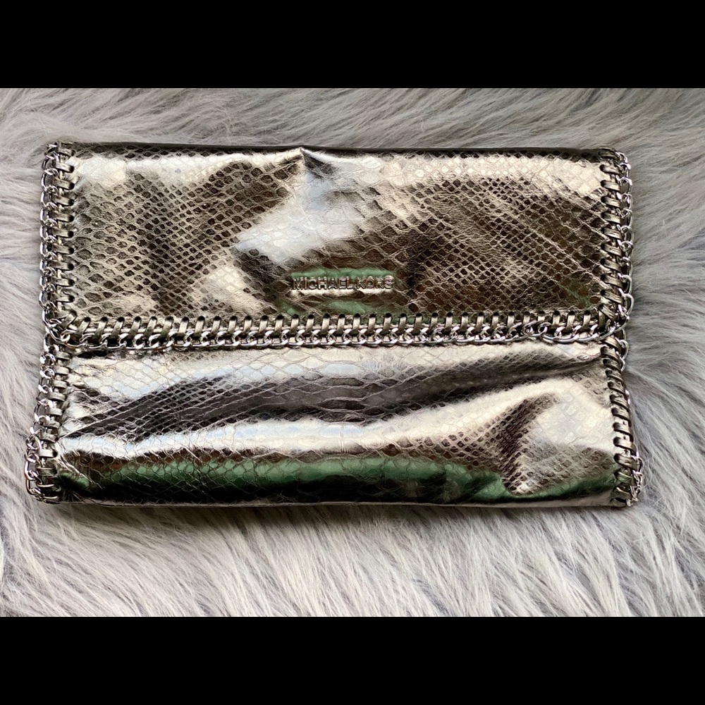 Michael Kors Chelsea Clutch